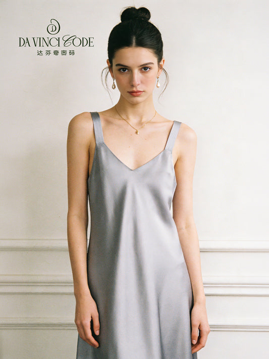 Da Vinci Code 2026 New Casual Minimalist Sleeveless Slip Nightdress for Women, Summer Vest Dress with Built-in Chest Pad, Light Gray